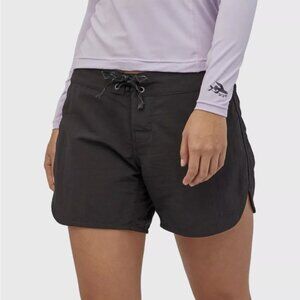 Patagonia Worn Wear W's Wavefarer Board Shorts in Black Size 10